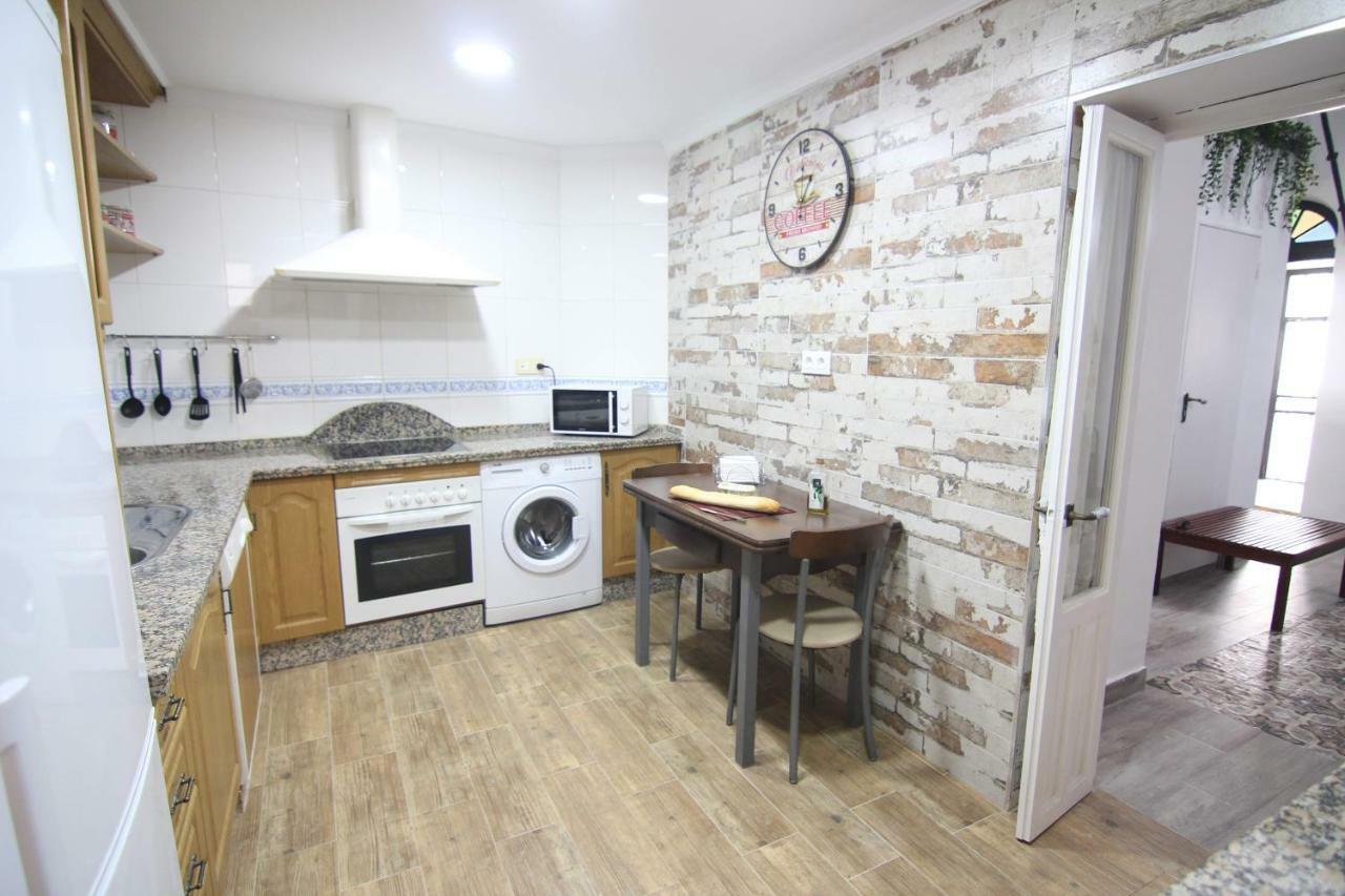 Apartamento La Bendicion De Manuela Apartment Кадис Екстериор снимка